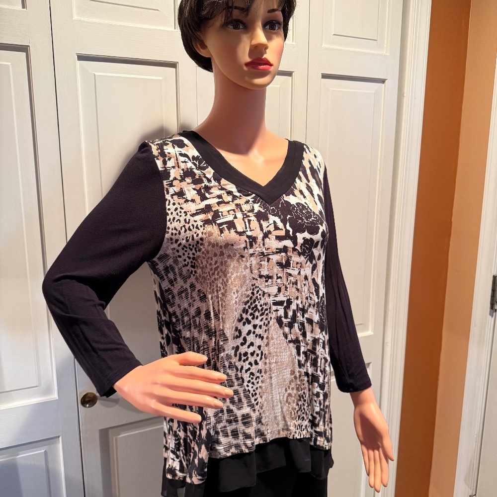 Dana Buchman Top